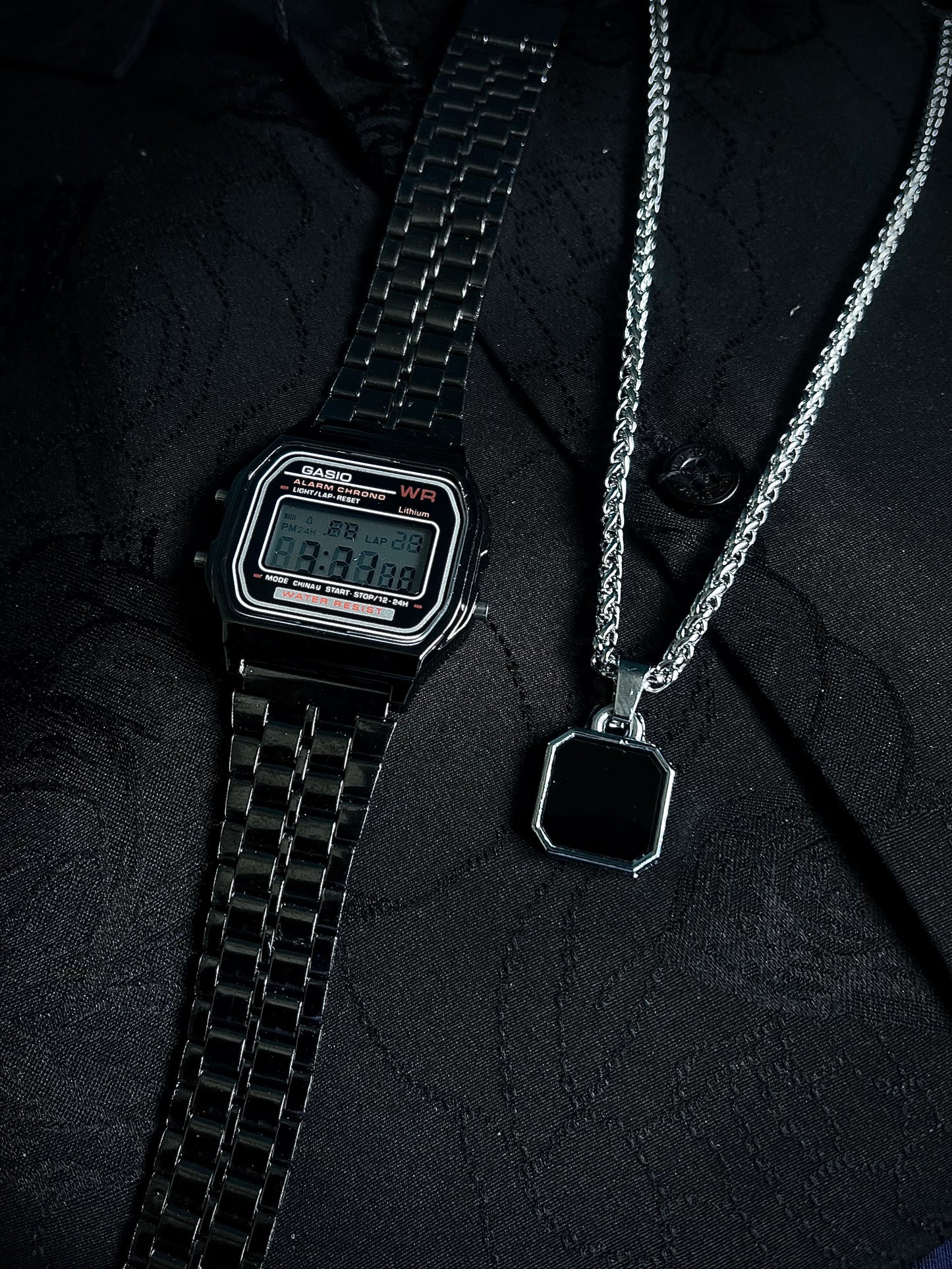 Black vintage watch and Black dotted premium chain