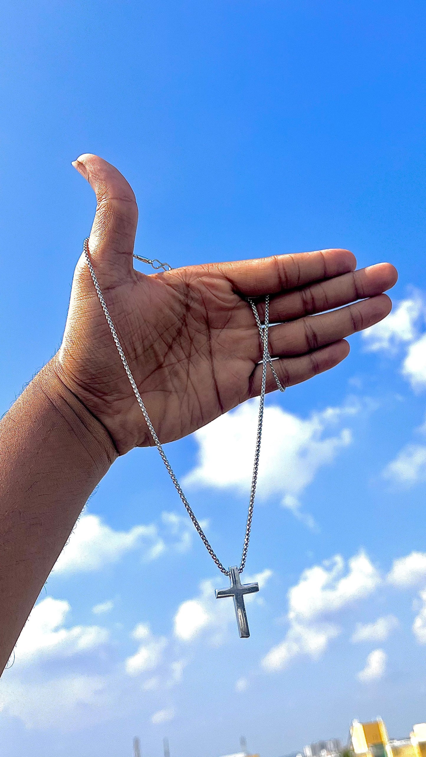 Cross pendant silver chain